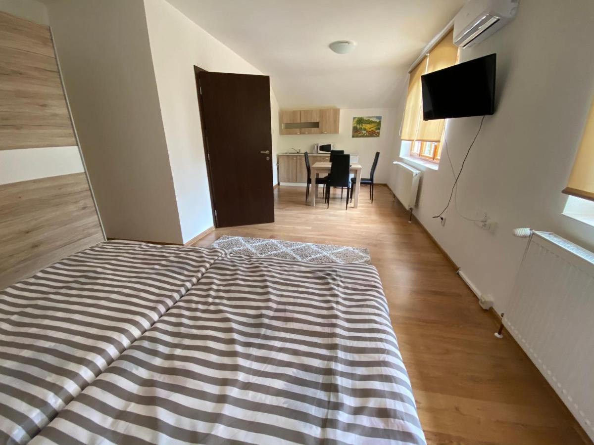 Aqua Hotel Dunajská Streda Eksteriør billede